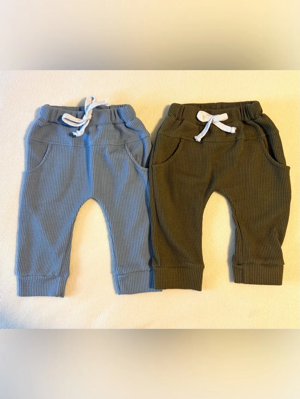 Set of 2 Baby Colorblock Waffle Knit Sweatshirt & Jogger Sets Size 80 (US 6-12m)